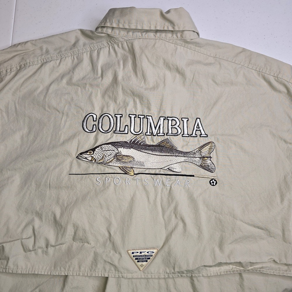 COLUMBIA PFG Men's Medium Khacki Beige Short Sleeve Fishing Shirt Vented -1109 - Picture 2 of 7